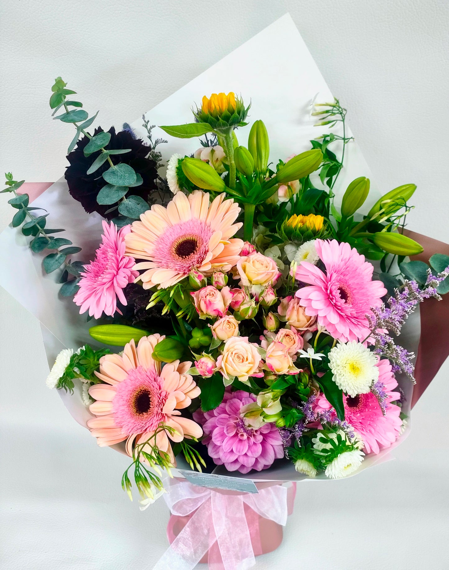 Deluxe Seasonal Bouquet