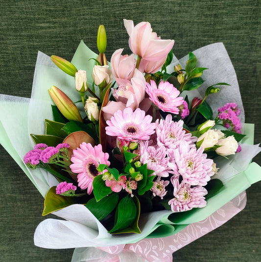 Large Seasonal Bouquet